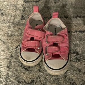 Pink Converse- size 6C.